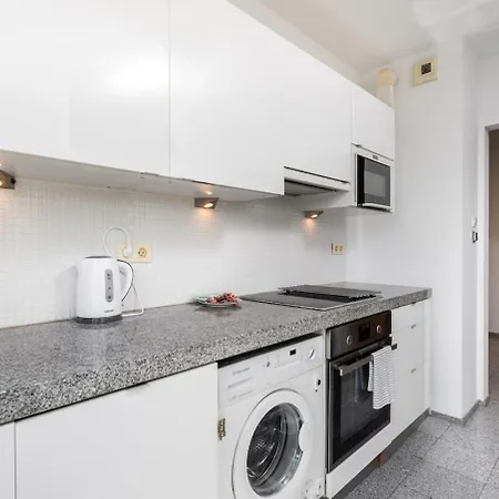 Nutmeg Wola Apartment Warsaw