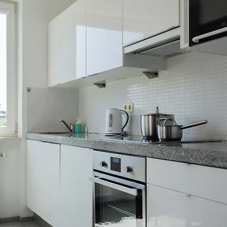 Nutmeg With Parking Wola Apartament *