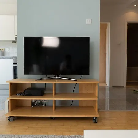 Nutmeg With Parking Wola Appartement